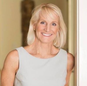 Meet your Posher, Deborah